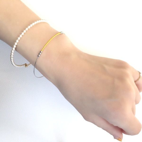 ④Bangles and bracelets